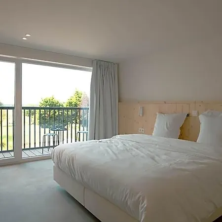 Ter Zaele 3*